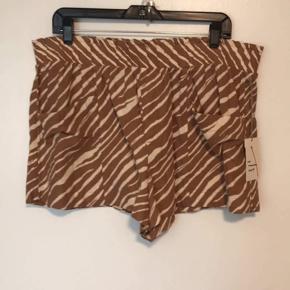 NEW A New Day Zebra Print Shorts - Picture 2 of 6